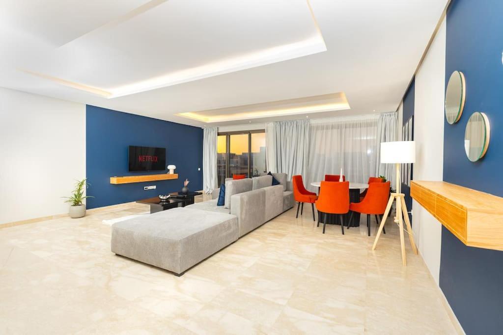 Modern 2Br Retreat In Marina Sale Luxury Living Apartment Hajja Ngoại thất bức ảnh